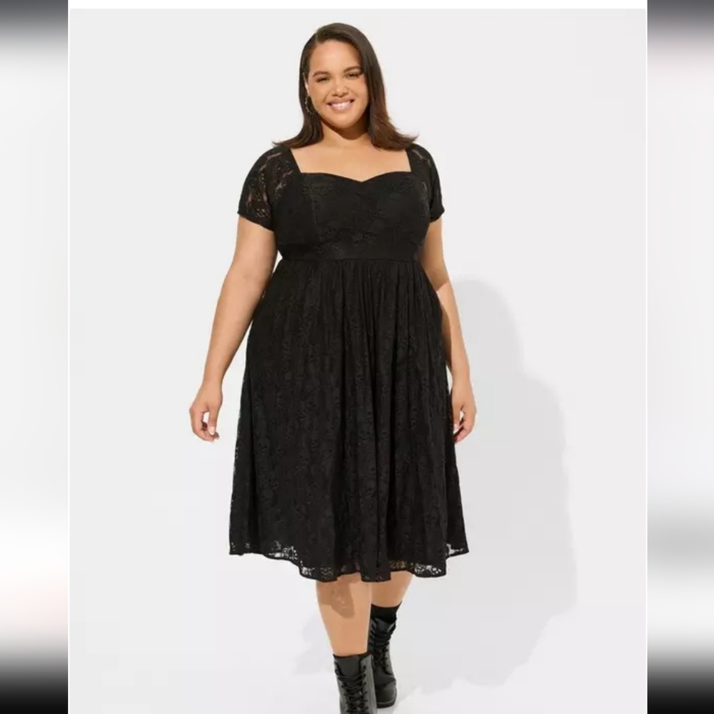 Betsey Johnson Torrid Black Skull Lace Dress